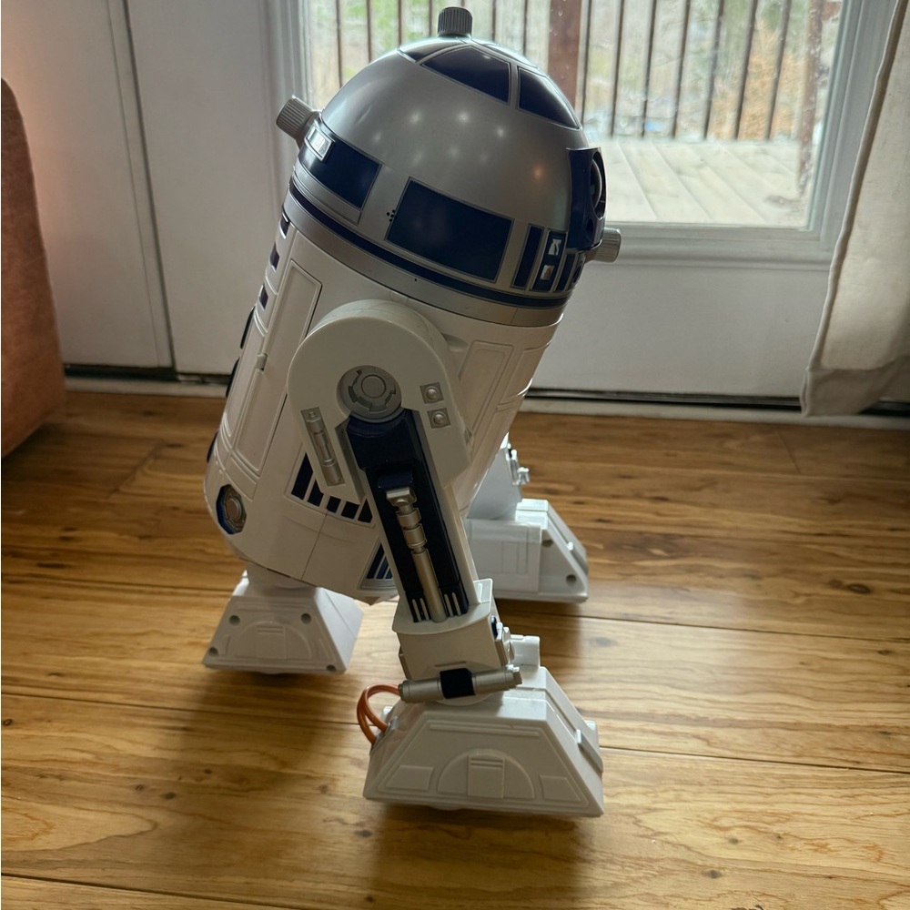Hasbro 2002 R2D2 interactive droid - Picture 2 of 8
